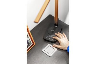 Decor Lampada da scrivania Bressi 8W 450lm AC220-240V 3-CCT Ricarica wireless USB PF>0 5 RA>80 Nero / Oro 1208962479