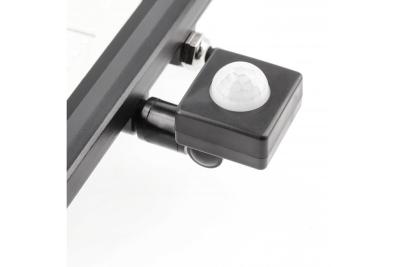 Proiettore LED iNEXT con sensore di movimento 30W 2400lm, PF>0,9, RA>80, IP65, 120°, 6400K, corpo nero 1208962860