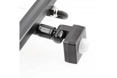 Proiettore LED iNEXT con sensore di movimento 30W 2400lm, PF>0,9, RA>80, IP65, 120°, 6400K, corpo nero 1208962860